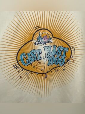Disneyland Resort Disney Cast Blast 2000 White Tee T Shirt S Small 42” Y2K Vtg